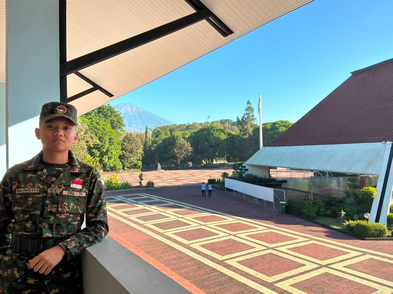 Membaca Kompas Masa Depan Indonesia dari Teras Istana